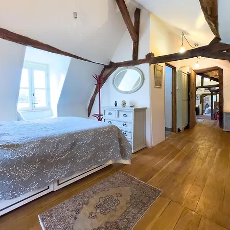 La Chaumiere Varneil